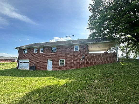 4th image of 87 Oak Ridge Rd