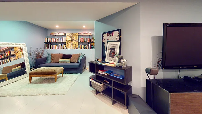 Sold by Harlem Lofts | media 36