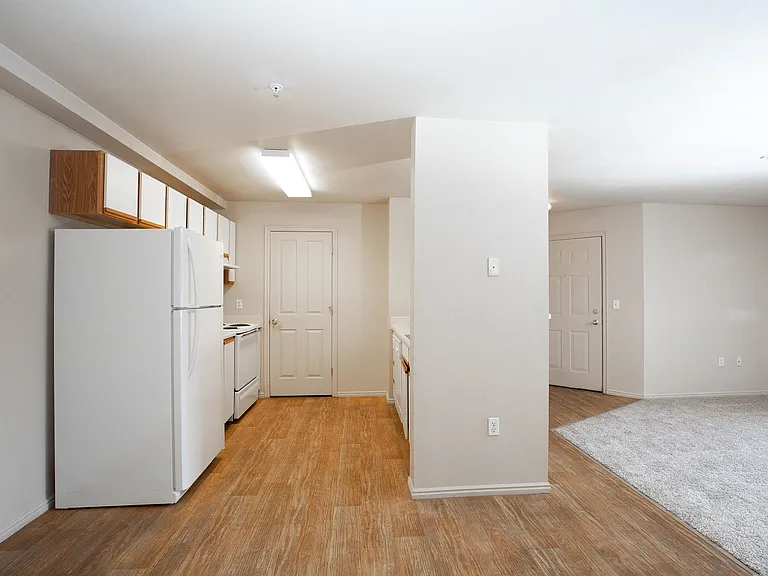 Sunset Ridge — Photo 19