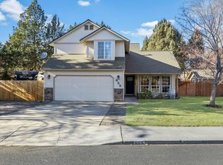 955 NE Locksley Dr, Bend, OR 97701