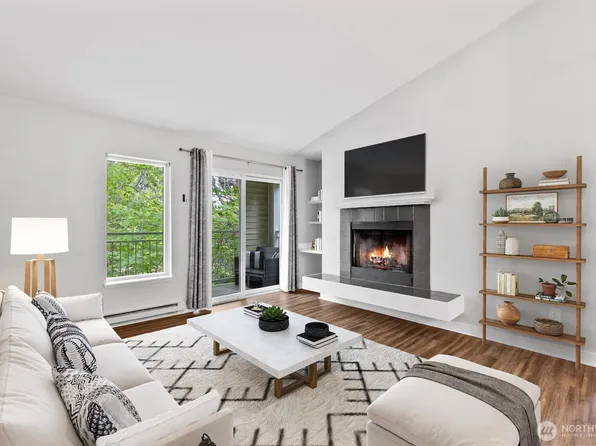 12303 Harbour Pointe Boulevard #Y306, Mukilteo, WA 98275