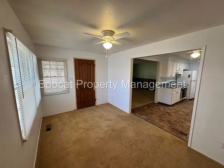 1316 Stanford Dr — Photo 8