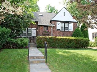 32 Rockridge Rd, Mount Vernon, NY 10552