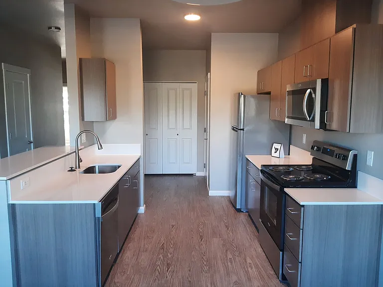 White Oak Apartments — Photo 35
