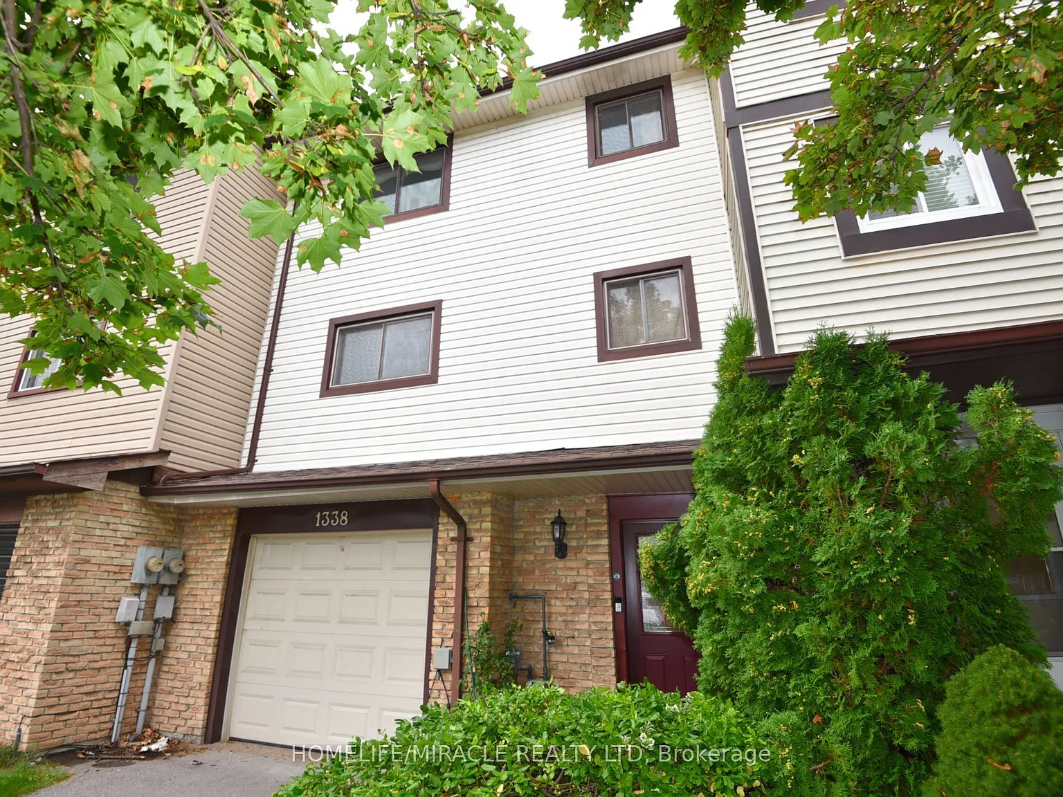 3 bed, $3,100 — Photo 4