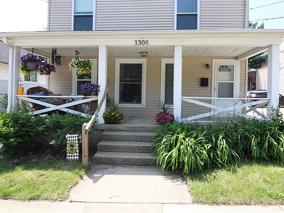 2nd image of 1308 Leonard St NW