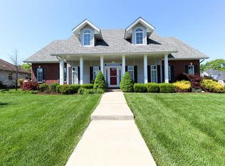 1711 E Bingham St, Ozark, MO 65721