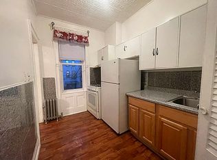 560 55th St #2, Brooklyn, NY 11220