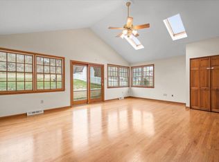 1029 Connor Rd, Pittsburgh, PA 15234