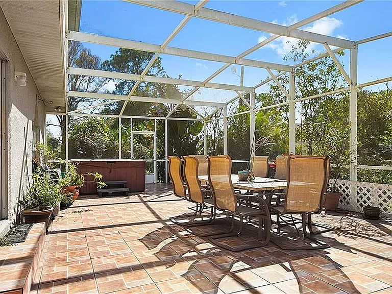 3498 Coachman Dr — Photo 11