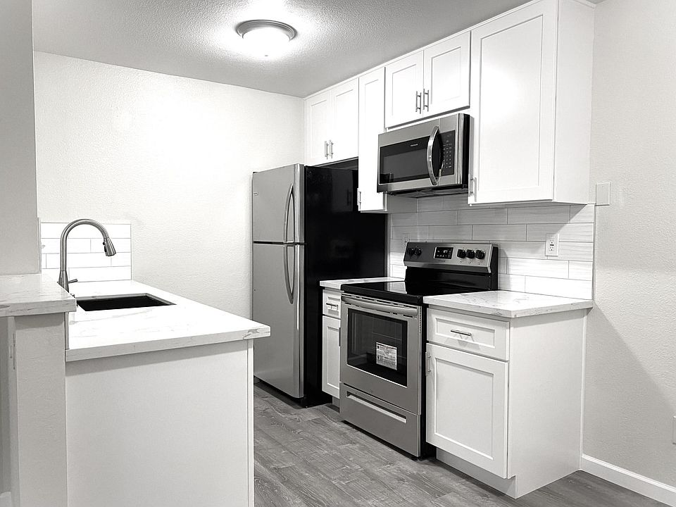 1st image of 16424 Foothill Blvd #15