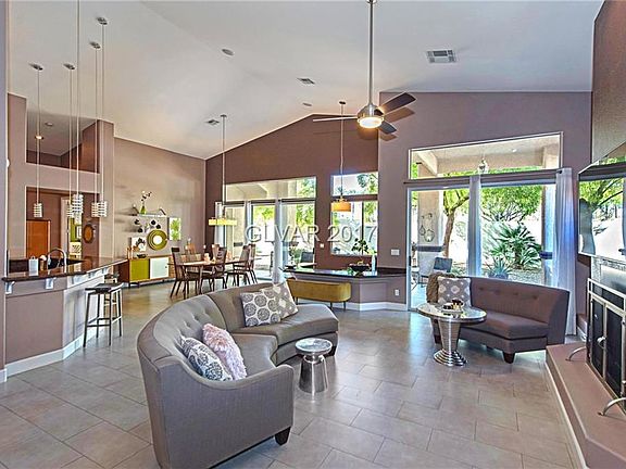 2nd image of 529 Summer Mesa Dr