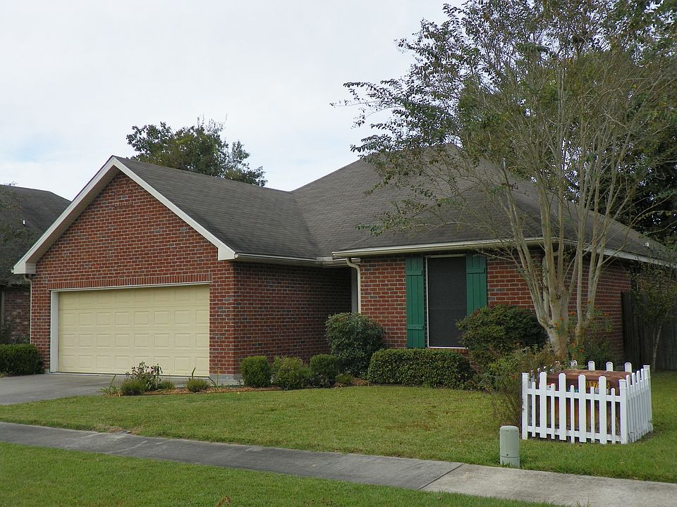 1st image of 119 Erika Dr