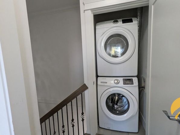 4 bedroom rental in Vancouver — photo 8