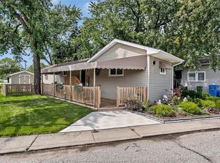 3 Robin Cres, Lakeshore, ON N8N2R9