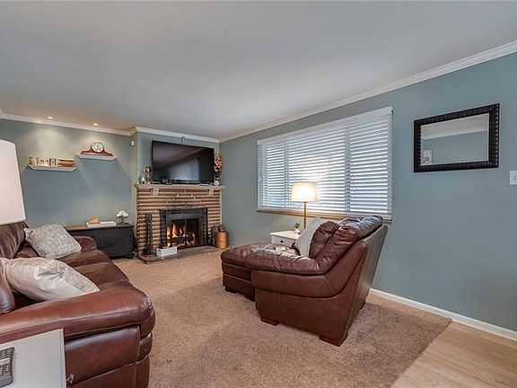 3005 Fairway Drive is the definition of cozy. You will love it the moment you walk in!