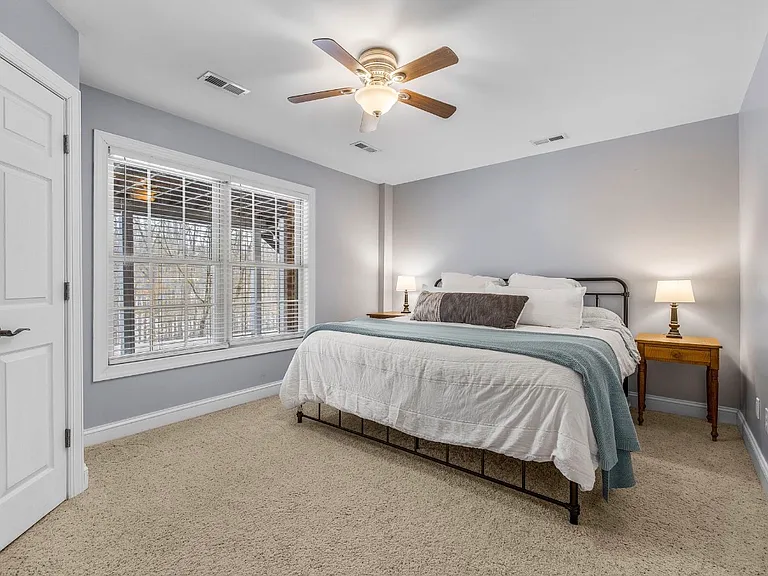 4245 Wood Thrush Ln — Photo 45
