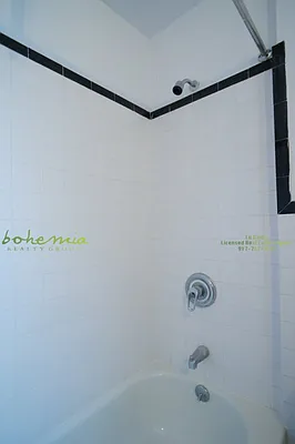 Rented by Bohemia Realty Group | media 18