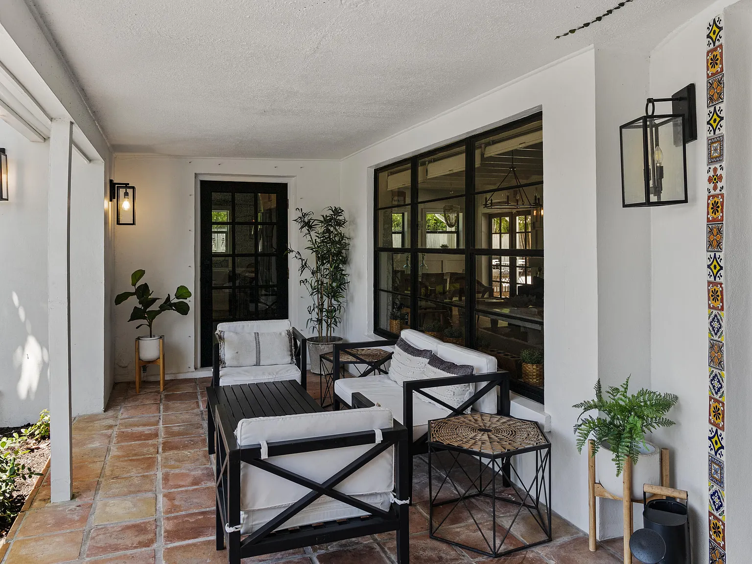3 bed, 3.0 bath, 1988 sqft, $12,000 — Photo 3