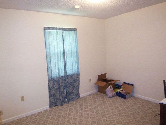3rd image of 514A Parkside Dr