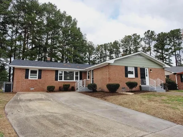 1214 Lakeview Dr, Portsmouth, VA 23701