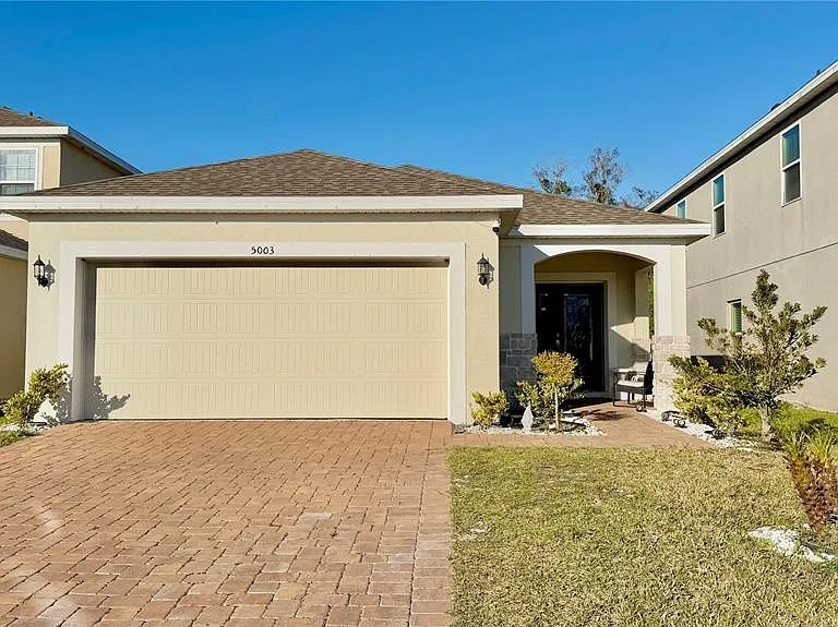 5003 Royal Point Ave — Photo 2