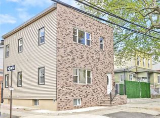 120-01 18th Ave, College Point, NY 11356