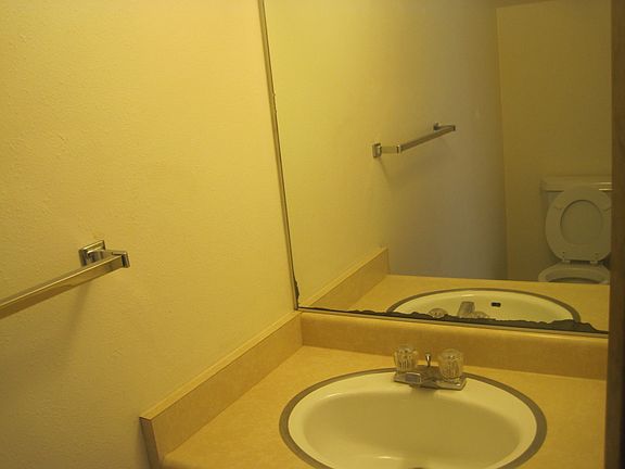 3rd image of 673 Grand Ave APT 2