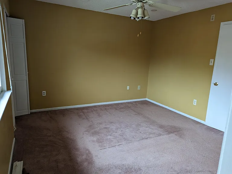 220 Hampshire Dr #220 — Photo 11