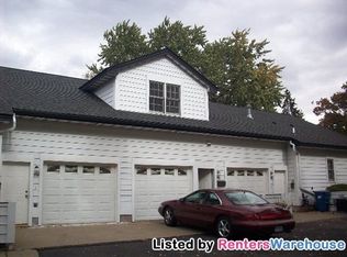 992 8th Ave NW, New Brighton, MN 55112