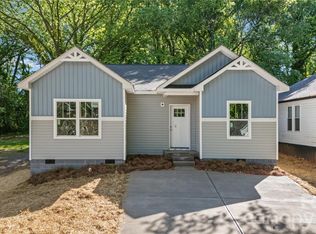 210 N Vance St, Gastonia, NC 28052