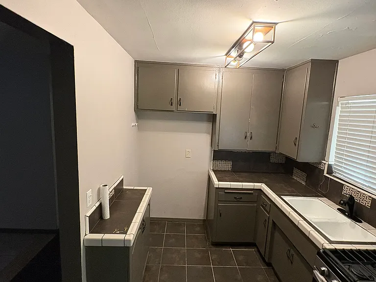 1215 E 8th St #1231 — Photo 14