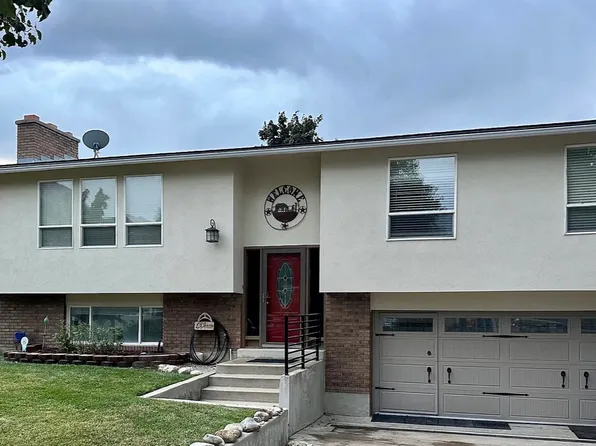 2648 E Manor Dr, Cottonwood Heights, UT 84121