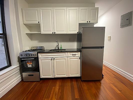 1st image of 119 E 96th St APT 7