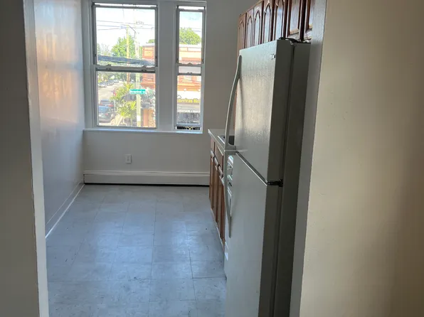 (undisclosed Address), Franklin Square, NY 11010