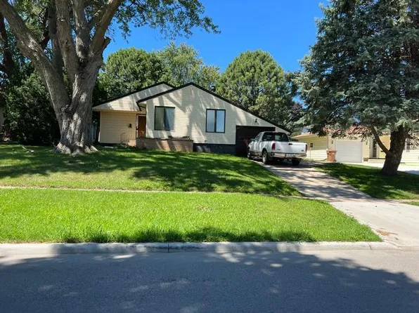 1709 N West St, Carroll, IA 51401