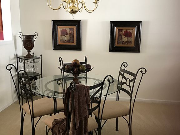 4th image of 11408 Glaetzer Ln