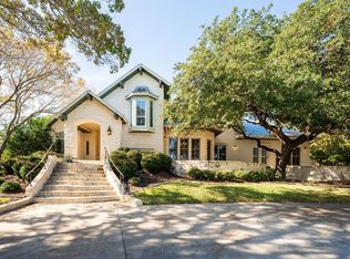404 Overlook Dr, Kerrville, TX 78028