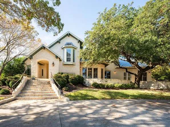 404 Overlook Dr, Kerrville, TX 78028