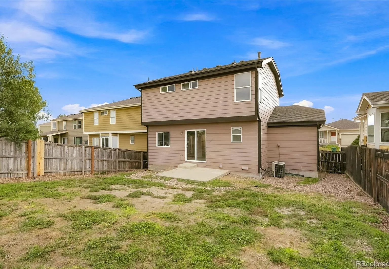 4 bed, 3.5 bath, 1666 sqft, $2,800 — Photo 3