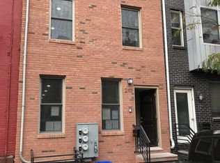 2117 Carpenter St #B, Philadelphia, PA 19146