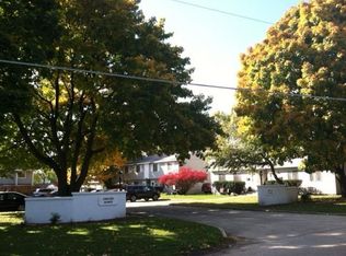 3613 James St APT A, McHenry, IL 60050