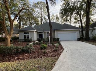 9431 SW 38th Ln, Gainesville, FL 32608