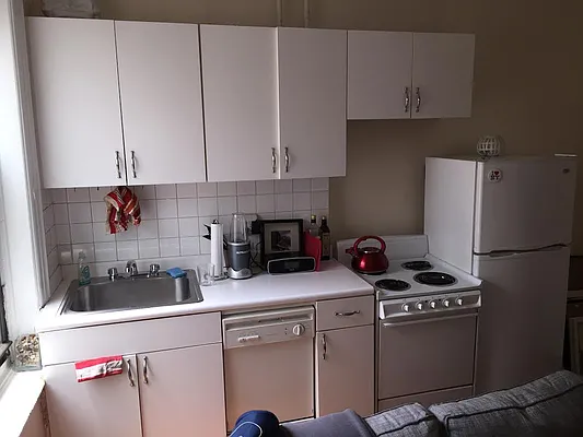 Rented by Upton Realty Group | media 15