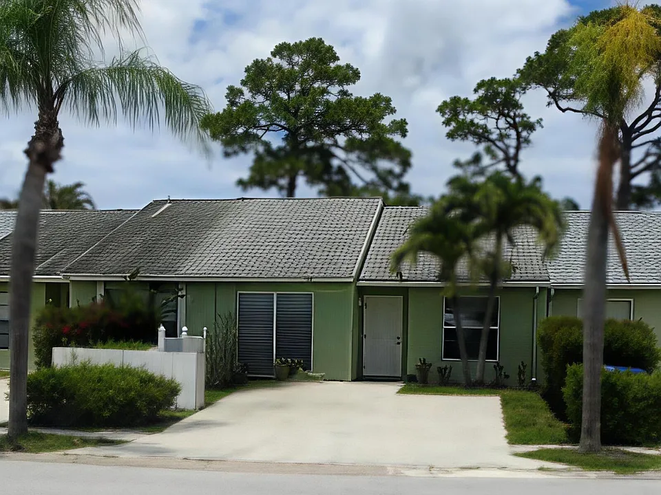 134 Oakwood Dr