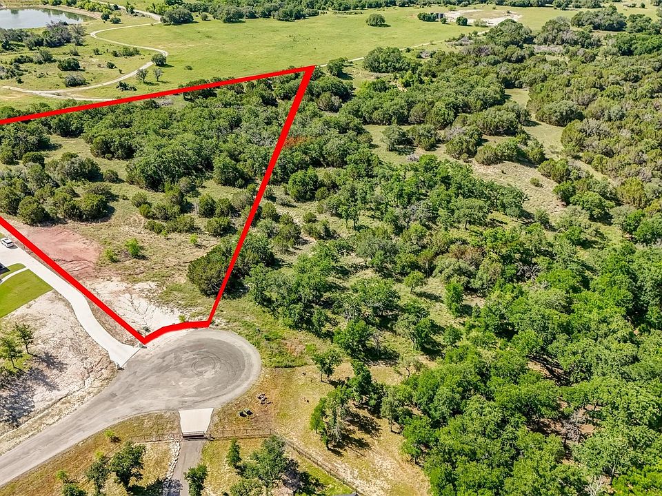 1st image of 4029 Fall Creek Dr