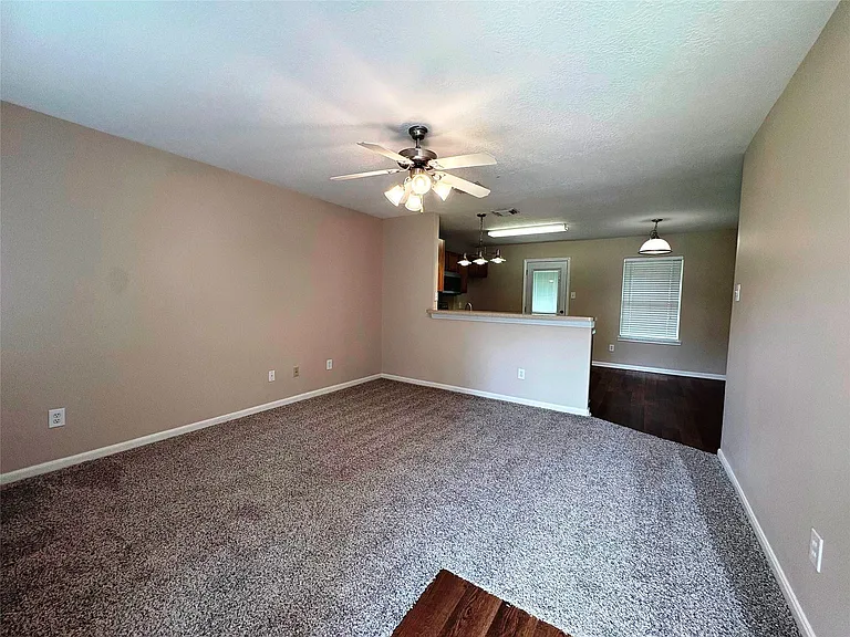 5525 N Buffalo Cir — Photo 2