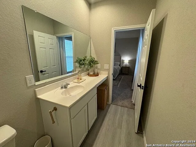 10419 Buescher Ln — Photo 14