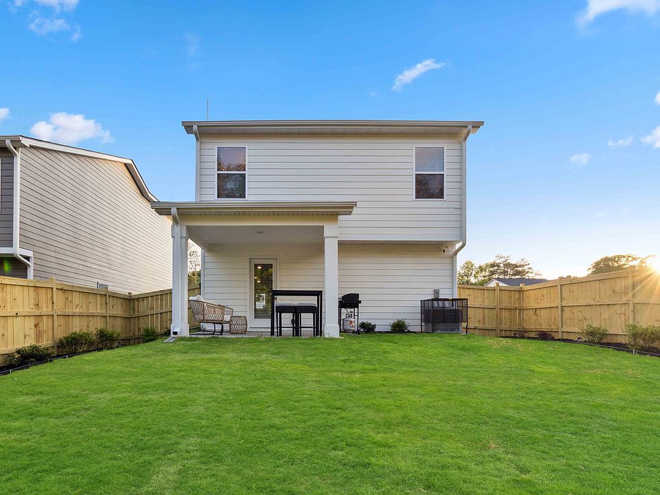 Enjoy a fully fenced backyard with a covered patio_ideal for relaxing, entertaining, or letting pets roam freely. Plenty of flat green space and privacy, all tucked away in a quiet community.