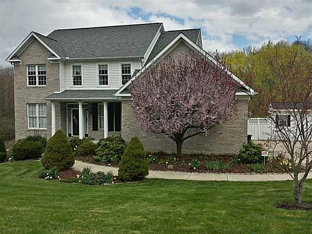1st image of 820 Stonebridge Dr